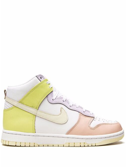 Nike Dunk High sneakers