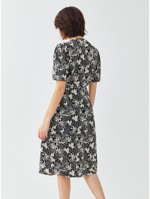 MOTF Eco Printed Dress Made of Lenzing™ Ecovero™ Branded Viscose Fibers