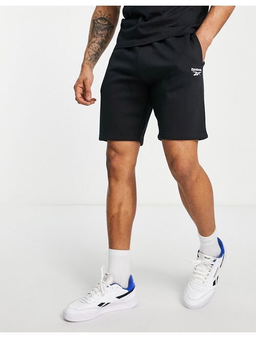 Reebok jersey short in black