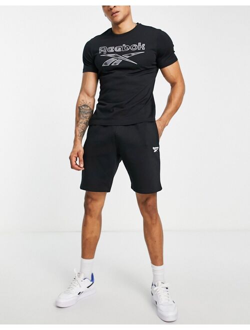Reebok jersey short in black