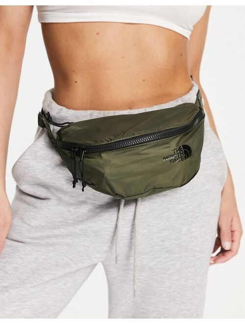 The North Face Flyweight fanny pack in green