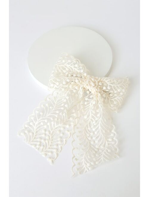 Lulus Darling Piece Ivory Embroidered Lace Hair Clip