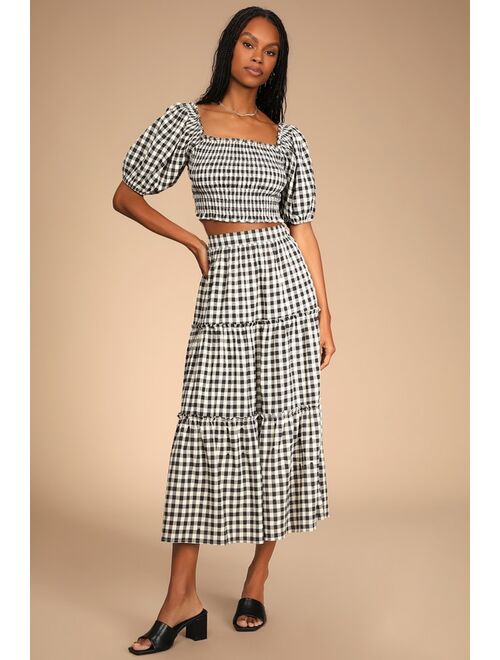 Lulus Sweet Together Black and Ivory Gingham Tiered Midi Skirt