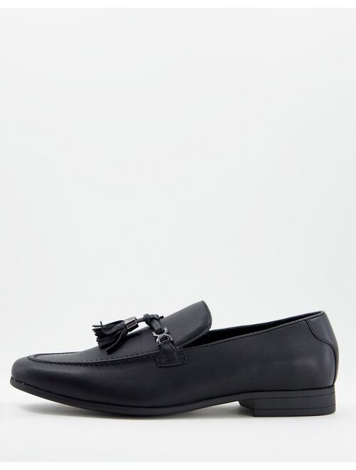 ASOS DESIGN loafers in black faux leather with tassel detail
