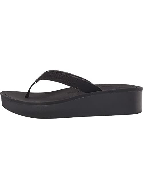 OluKai Pi'o Lua Women's Beach Quick-Dry Water Resistant & Modern Low Profile Design, All-Day Comfort Fit & Wet Grip Soles Flip-Flop