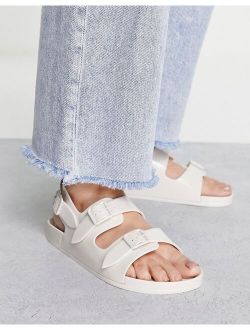 Fate jelly flat sandals with buckles in off white