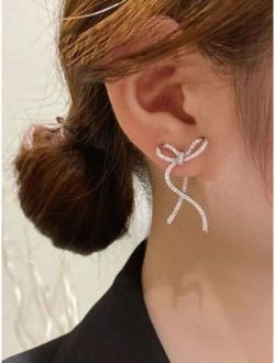 Rhinestone Decor Bow Design Stud Earrings
