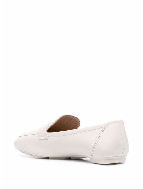 Stuart Weitzman almond-toe leather loafers