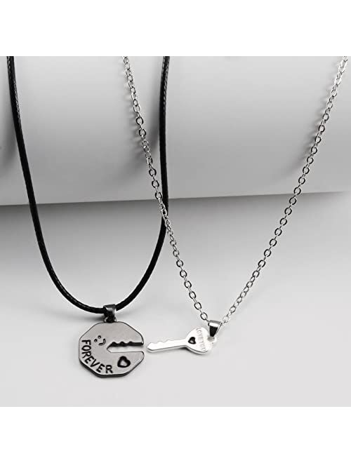 VGWON Matching Necklace for Couples, Couples Love Puzzle Necklace Set for Him Her, Gifts for Boyfriends and Girlfriends