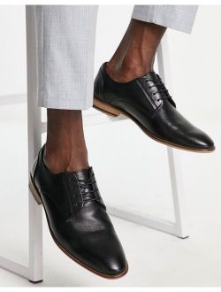 lace up derby shoes in black leather