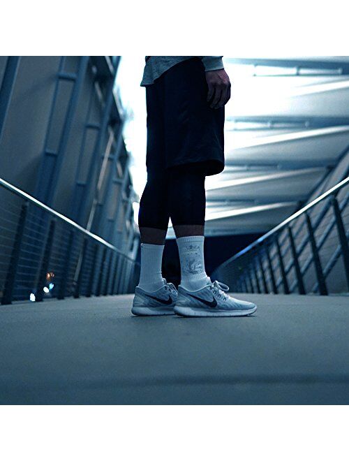The Grid Strideline Men’s Athletic Socks with a compression pocket