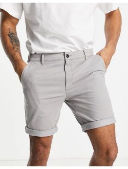 skinny chino short in light gray