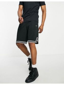 Basketball Dri-FIT DNA shorts in black