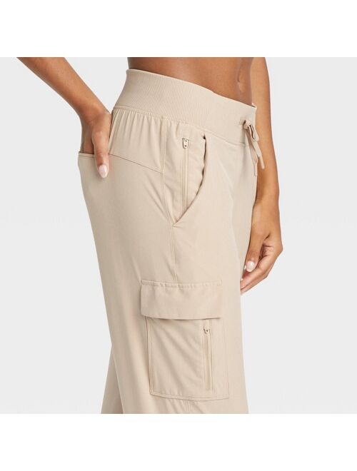 Women's Stretch Woven Cargo Pants - All in Motion™