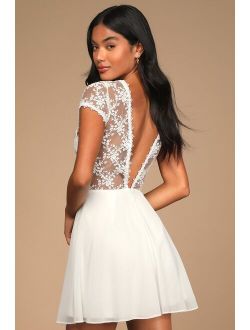 Romantic Tendencies White Lace Embroidered Short Sleeve Romper