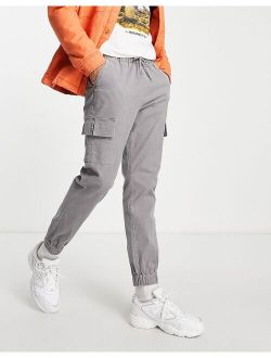 lightweight slim pants with cargo pockets in washed gray