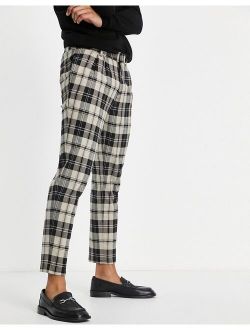 tapered pleated pants in ecru plaid