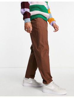 oversized tapered chinos with pin tuck in brown