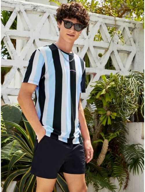 SHEIN Men Letter Graphic Striped Colorblock Tee