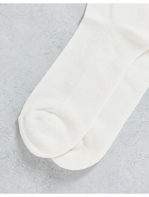 ASOS DESIGN sport socks in cream with Tennis print