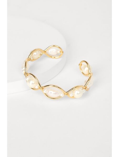 Lulus Treasured Endlessly 14KT Gold Pearl Cuff Bracelet