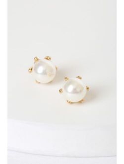 So Divine 14KT Gold Pearl Stud Earrings