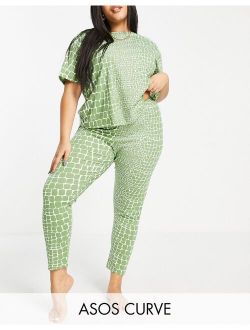 Curve croc print tee & legging pajama set in green