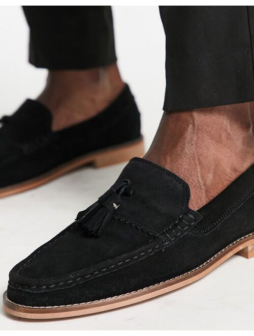 ASOS DESIGN tassel loafers in black suede with natural sole