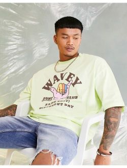 oversized t-shirt in light green with wavey chest print