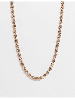 necklace in rope chain in gold tone