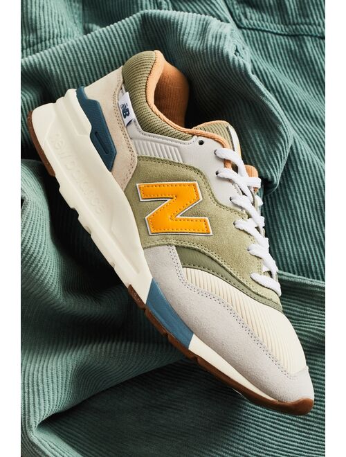 New Balance 997 Lace Up Sneaker