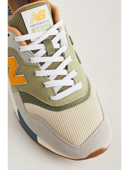 New Balance 997 Lace Up Sneaker