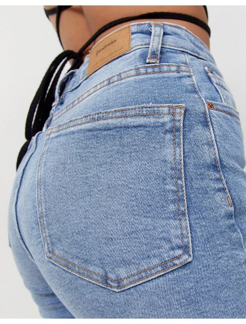 Stradivarius vintage fit straight jeans in medium wash