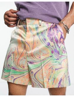 smart cropped bermuda shorts in pink marble print