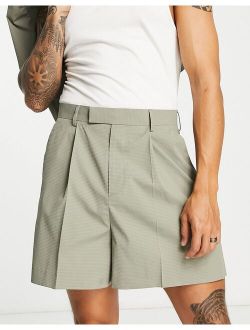 wide leg shorts in micro seersucker in sage green