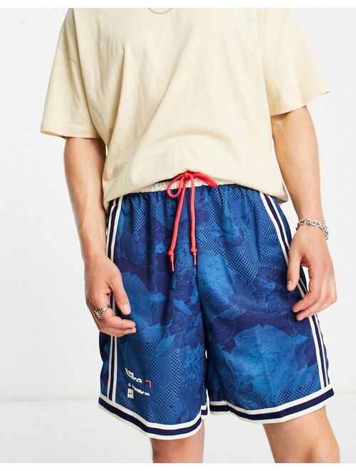 Nike Dri-FIT Floratone DNA+ floral print shorts in blue