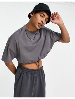 heavyweight oversized crop t-shirt with toggle in washed black