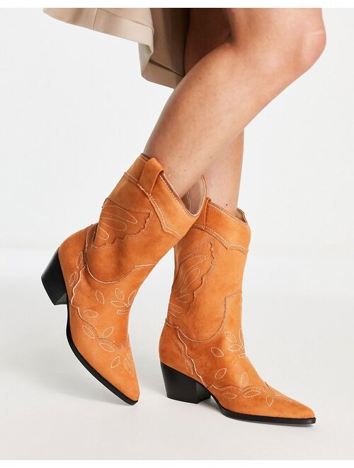Public Desire Howdy western boots in tan micro