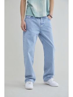 Skate Fit Jean Bleached Out