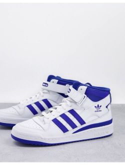 Forum Mid sneakers in white and blue