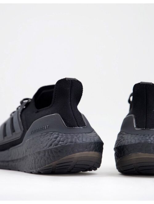 adidas performance adidas Running Ultraboost 22 sneakers in black