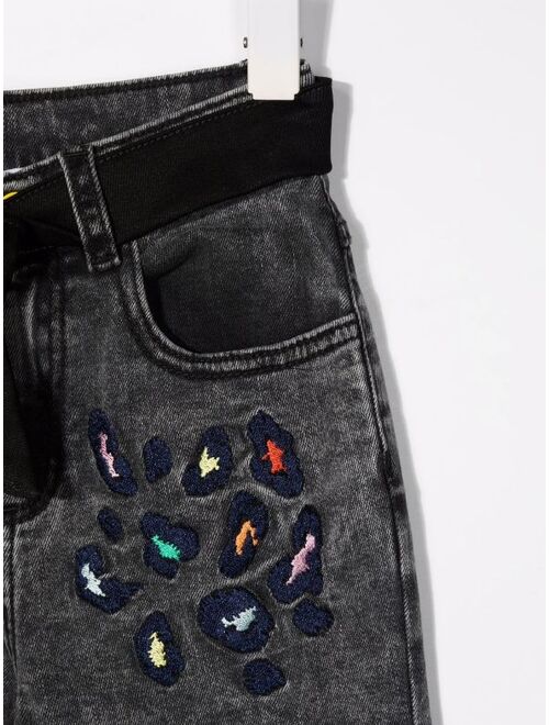 The Marc Jacobs Kids embroidered tapered jeans