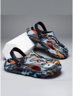 Men Letter Graphic Hollow Out Vented Clogs