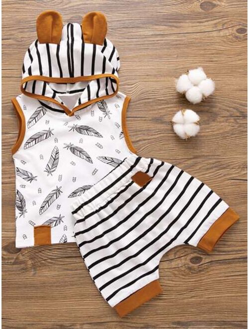 Shein Toddler Boys Feather Print 3D Ear Design Hooded Tank Top & Shorts