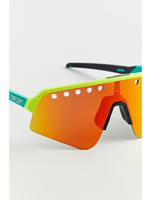 Oakley Sutro Lite Sweep Shield Sunglasses