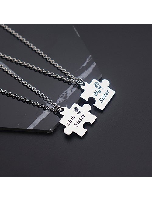 Huiuy Set of 2 Pieces Big Sis Lil Sis Necklaces Set Matching Jigsaw Puzzle Pendant Stainless Steel Gift for Sisters Friends