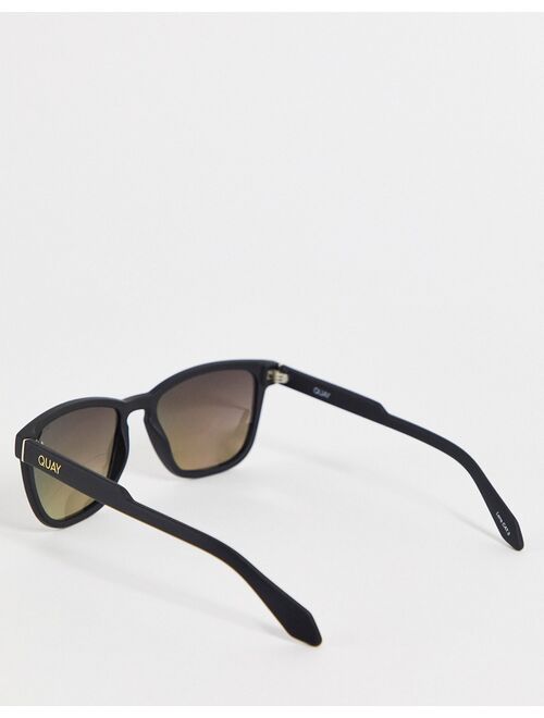 Quay Australia Quay Hardwire unisex square sunglasses with polarized lens in black with navy lens
