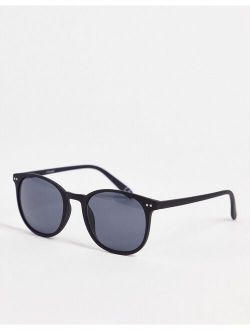 retro square sunglasses in matte black plastic with smoke lens - BLACK