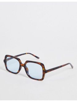 recycled square sunglasses in tortoiseshell with blue lens