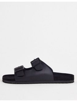 sandals in black with buckle